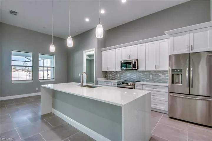 222 SW 24th AVE, CAPE CORAL FL 33991