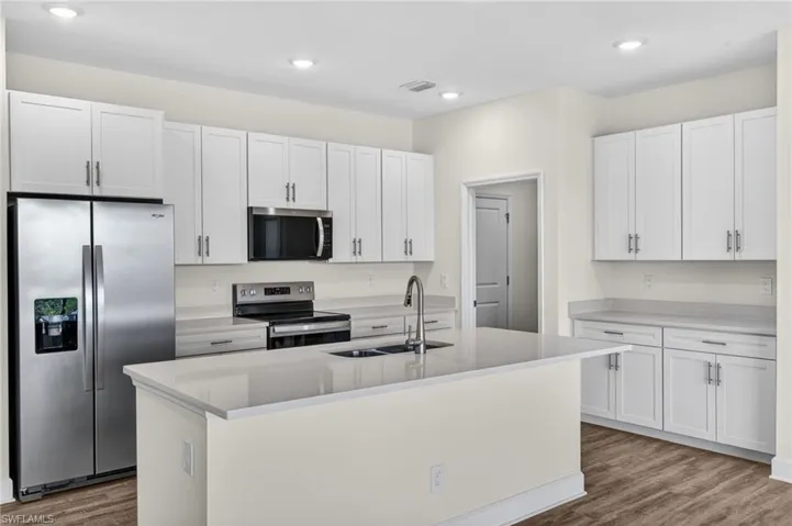 2032 Nw 2nd Ave, Cape Coral, Florida 33993