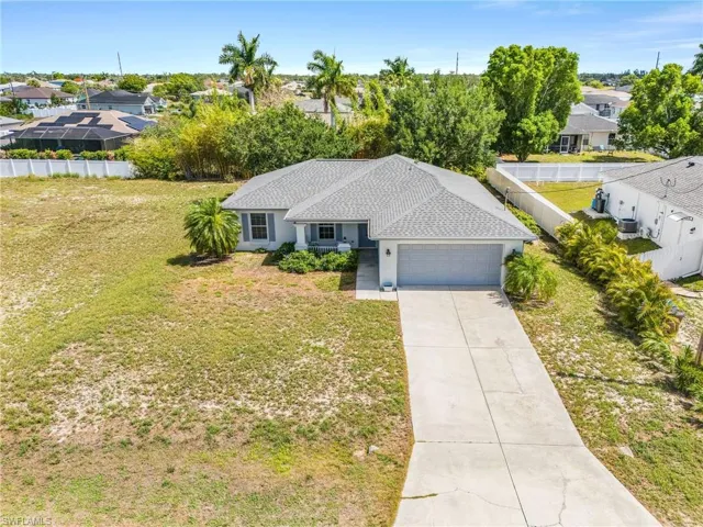 307 NE 25th  TER, Cape Coral, FL 33909