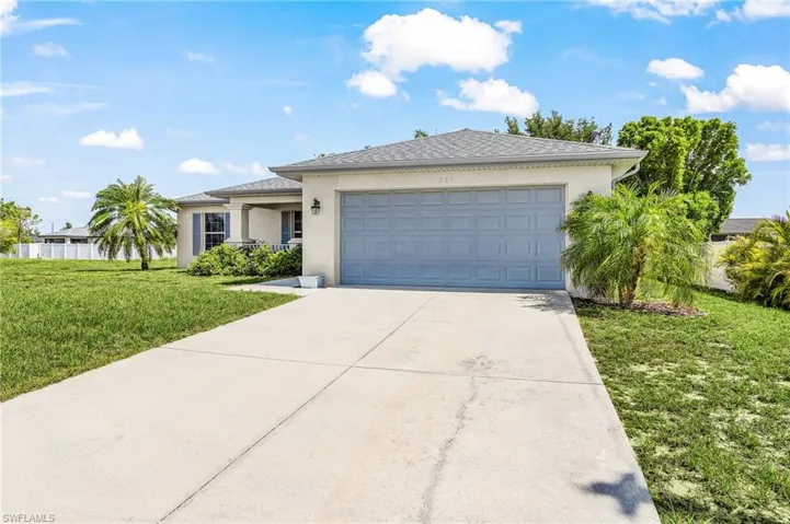 307 NE 25th  TER, Cape Coral, FL 33909