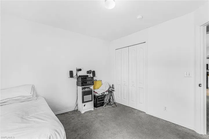307 NE 25th  TER, Cape Coral, FL 33909