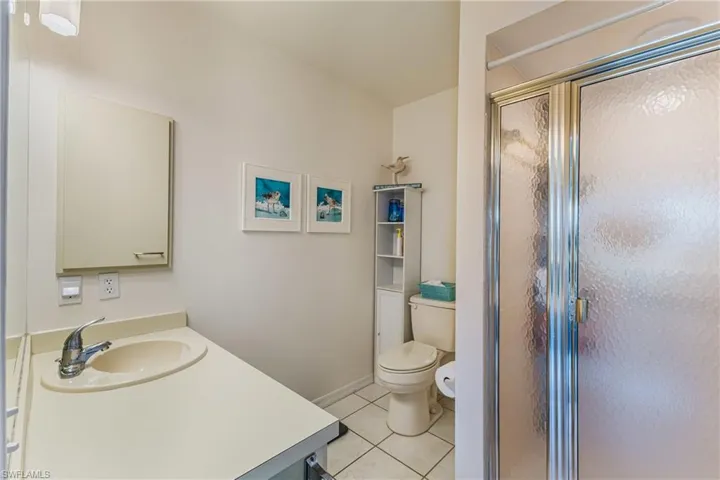 Primary ensuite bathroom