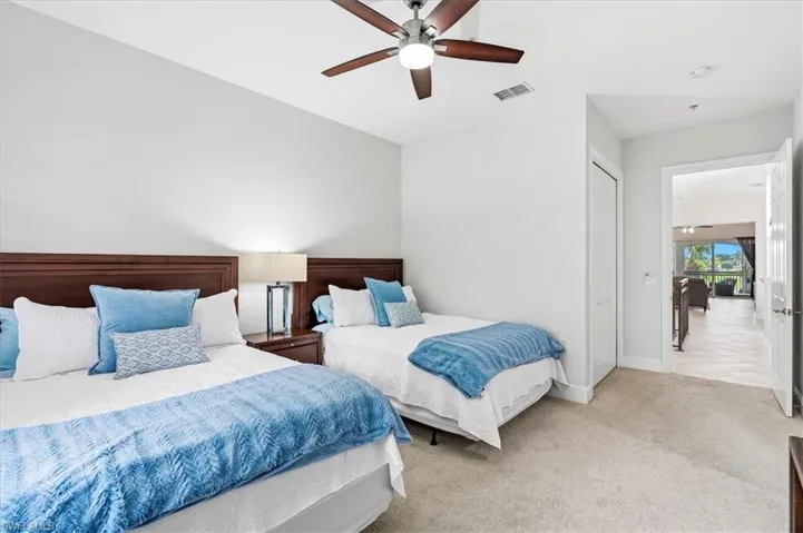 3695 Montreux Ln 202, Naples, Florida 34114