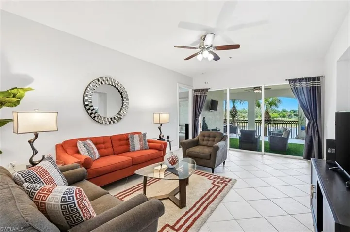 3695 Montreux Ln 202, Naples, Florida 34114