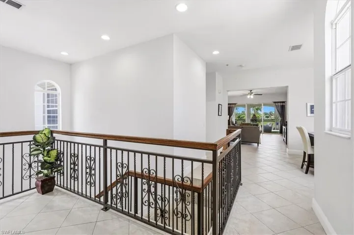 3695 Montreux Ln 202, Naples, Florida 34114