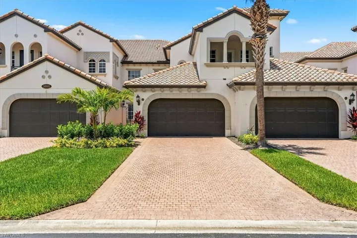 3695 Montreux Ln 202, Naples, Florida 34114