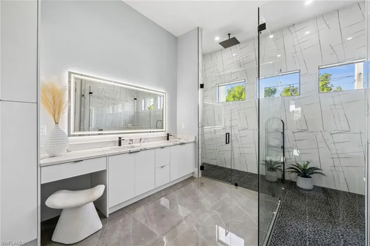 Master Bath, Dual Sinks, Smart Mirror, Huge Shower