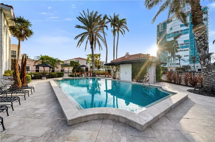4000 Gulf Shore Blvd N 1400, Naples, Florida 34103