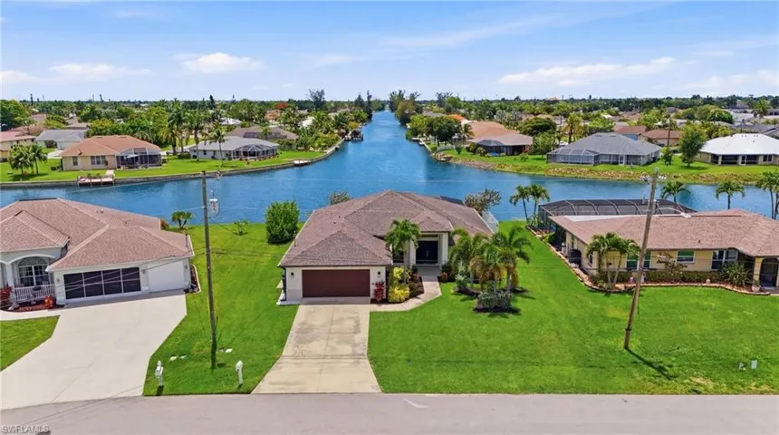 206 Ne 21st Ave, Cape Coral, Florida 33909
