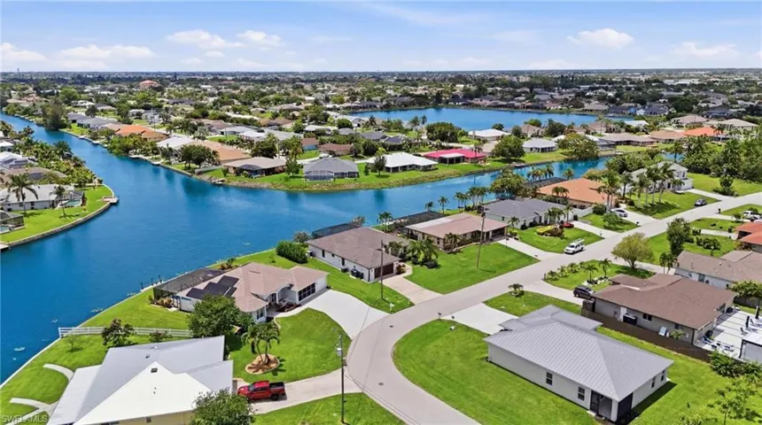 206 Ne 21st Ave, Cape Coral, Florida 33909