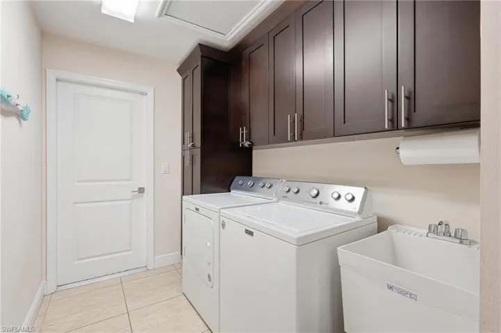 206 Ne 21st Ave, Cape Coral, Florida 33909