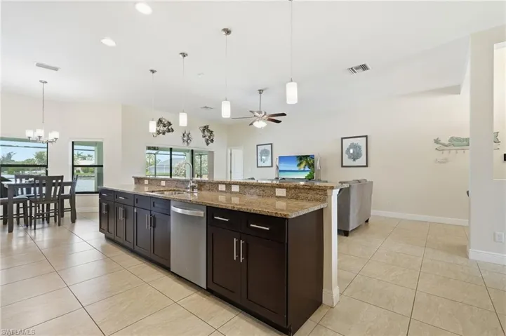 206 Ne 21st Ave, Cape Coral, Florida 33909