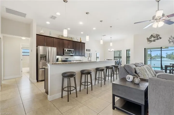 206 Ne 21st Ave, Cape Coral, Florida 33909