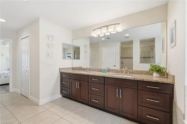 206 Ne 21st Ave, Cape Coral, Florida 33909