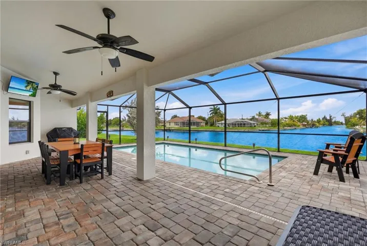 206 Ne 21st Ave, Cape Coral, Florida 33909