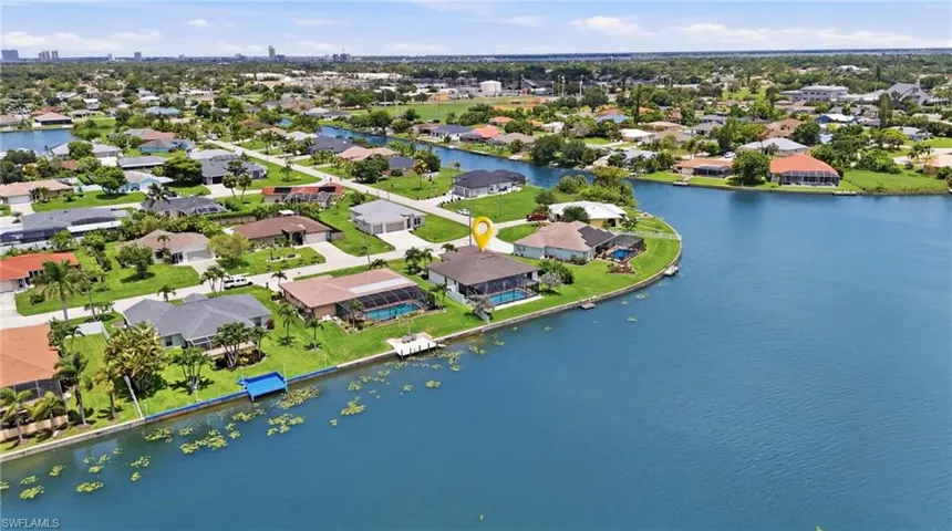 206 Ne 21st Ave, Cape Coral, Florida 33909