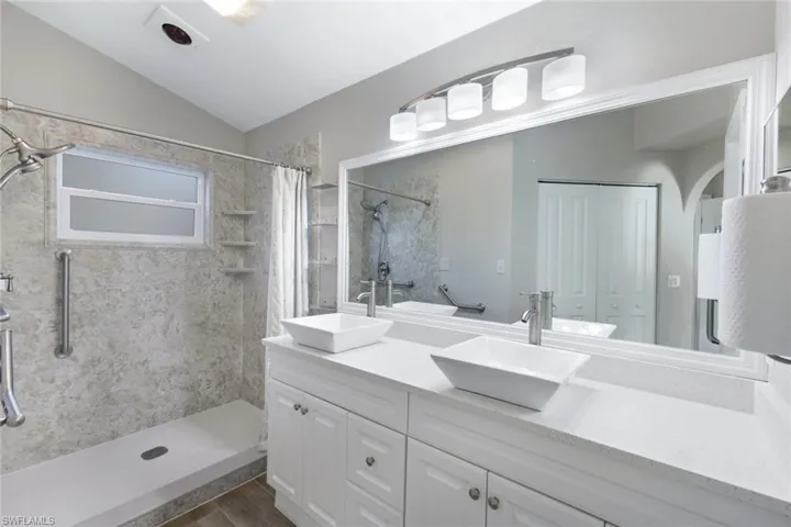 1170  Silverstrand  DR, Naples, FL 34110