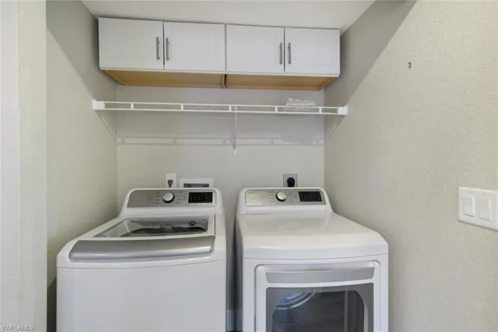 1170  Silverstrand  DR, Naples, FL 34110