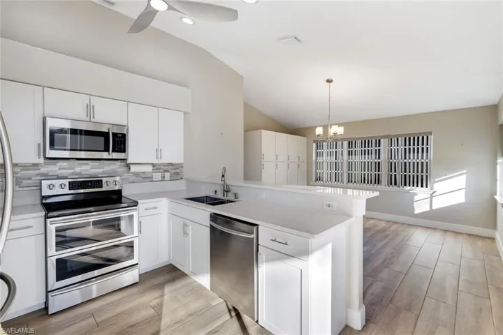 1170  Silverstrand  DR, Naples, FL 34110