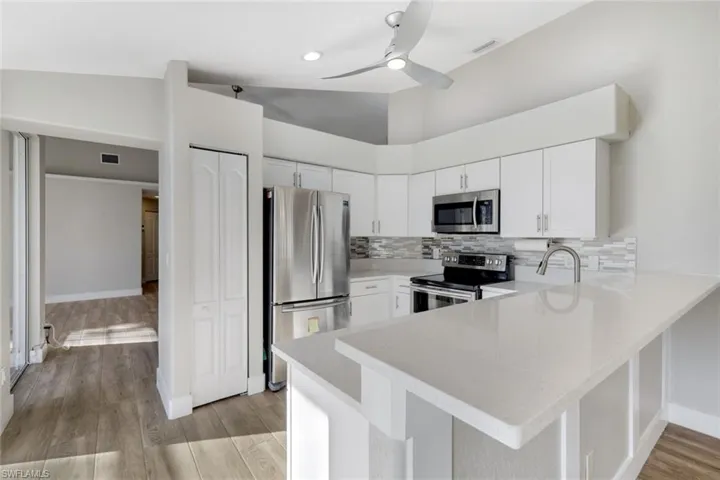 1170  Silverstrand  DR, Naples, FL 34110