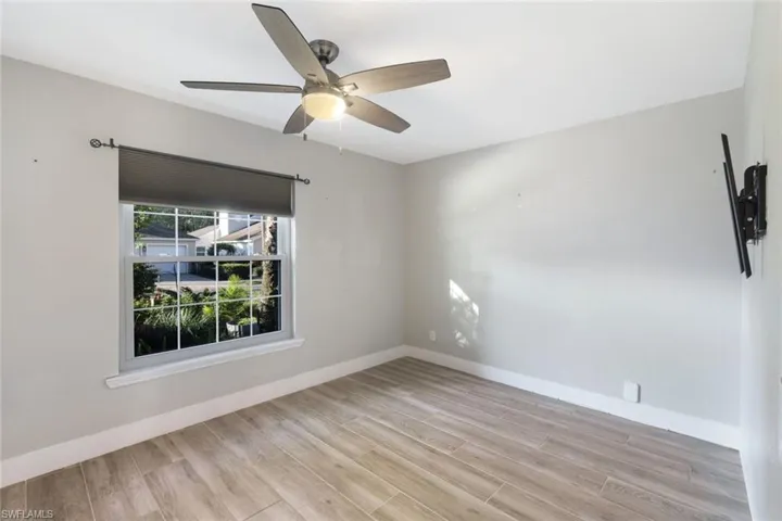 1170  Silverstrand  DR, Naples, FL 34110