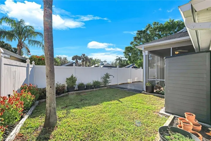 1170  Silverstrand  DR, Naples, FL 34110
