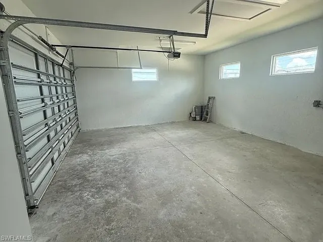 3445 NE 21st  AVE, Cape Coral, FL 33909