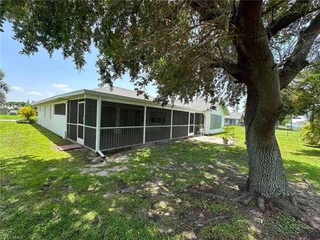 22 Se 14th Ct, Cape Coral, Florida 33990