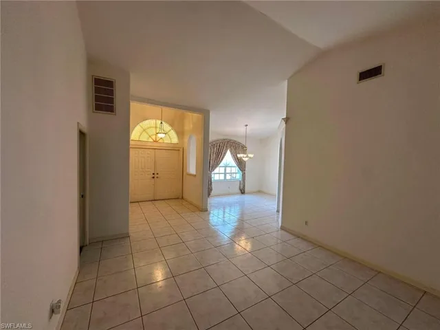 22 Se 14th Ct, Cape Coral, Florida 33990