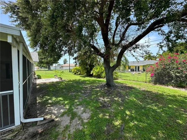 22 Se 14th Ct, Cape Coral, Florida 33990