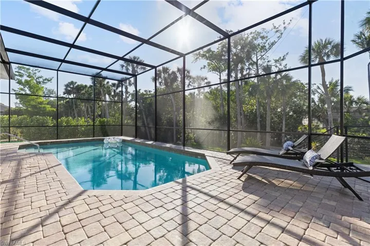 380 Sharwood Dr, Naples, Florida 34110
