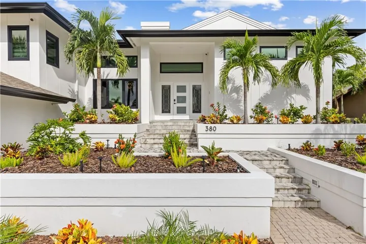 380 Sharwood Dr, Naples, Florida 34110