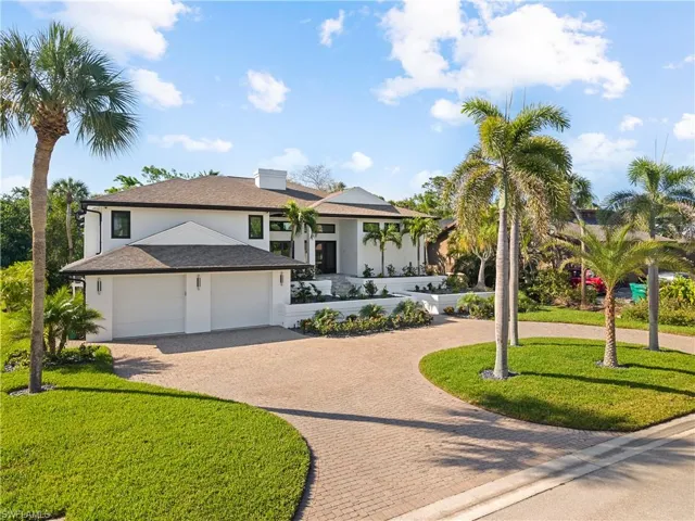 380 Sharwood Dr, Naples, Florida 34110