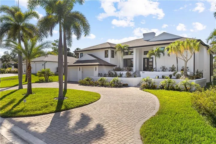 380 Sharwood Dr, Naples, Florida 34110