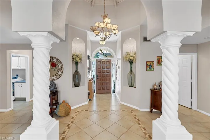 1443  Larkspur  DR, Fort Myers, FL 33901