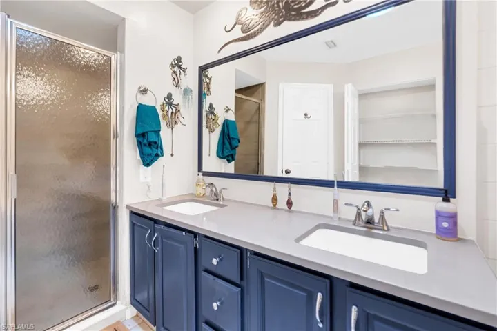 1443  Larkspur  DR, Fort Myers, FL 33901