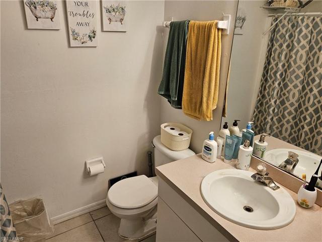 4413-4415  28th SW ST, Lehigh Acres, FL 33973