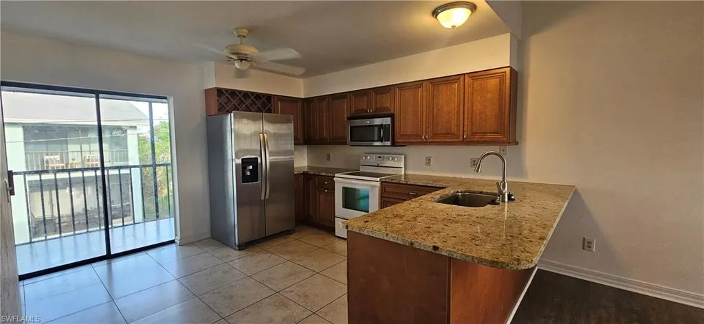 4904 Vincennes Ct 209, Cape Coral, Florida 33904