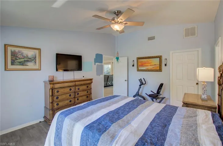 3907 24th ST SW, LEHIGH ACRES FL 33976