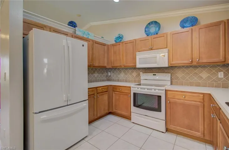 3907 24th ST SW, LEHIGH ACRES FL 33976