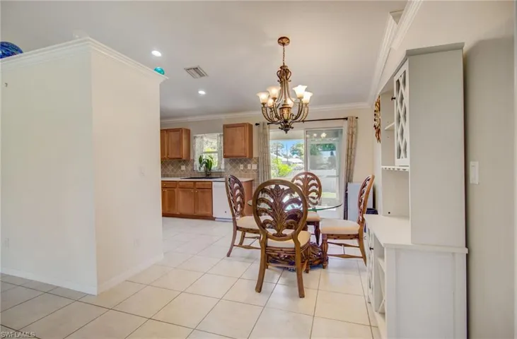 3907 24th ST SW, LEHIGH ACRES FL 33976