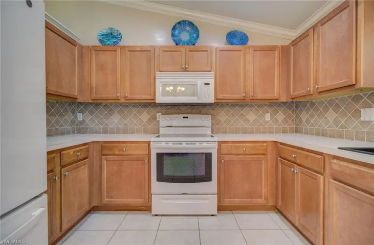 3907 24th ST SW, LEHIGH ACRES FL 33976