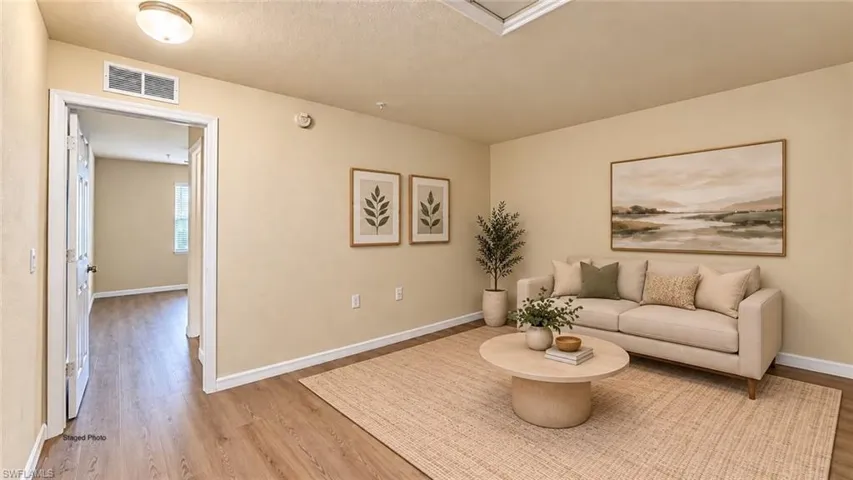 9063 Gervais Cir 1204, Naples, Florida 34120