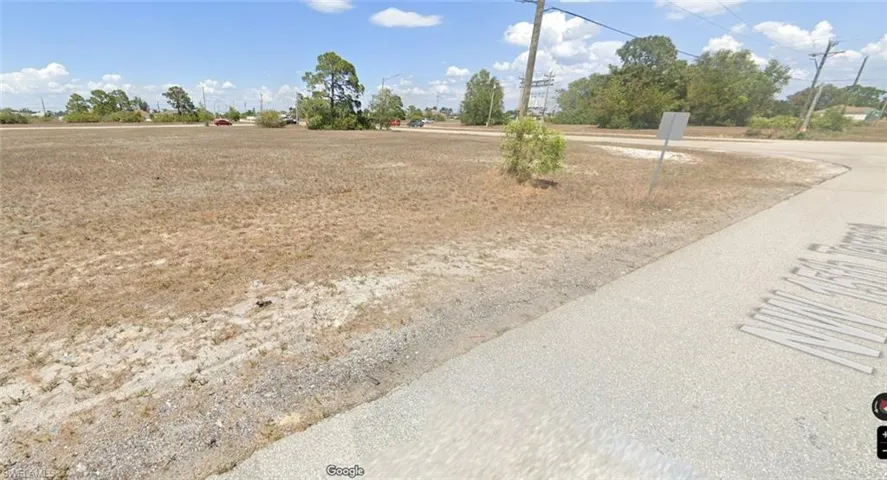 1604 Diplomat Pkwy W, Cape Coral, Florida 33993