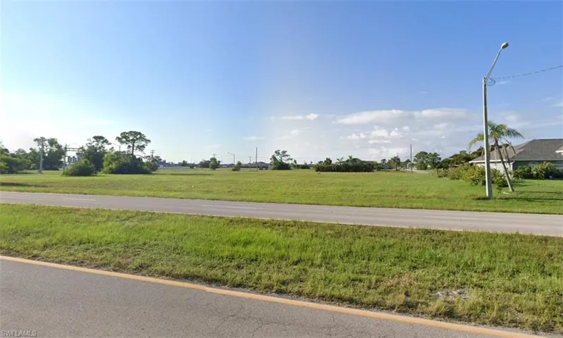 1604 Diplomat Pkwy W, Cape Coral, Florida 33993