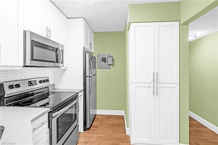 806  Sky Pine Way # B3  , Green Acres, FL 33415