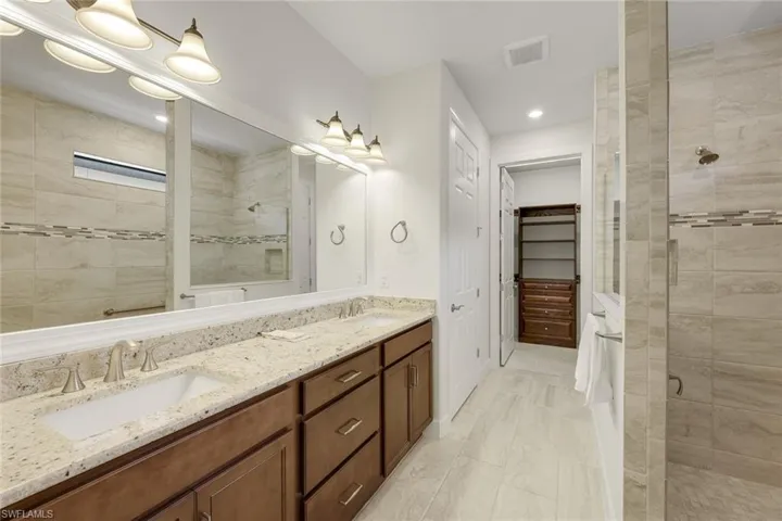 12208  Sussex  ST, Fort Myers, FL 33913