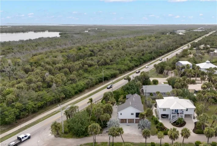 9214 Kincaid Ct, Sanibel, Florida 33957