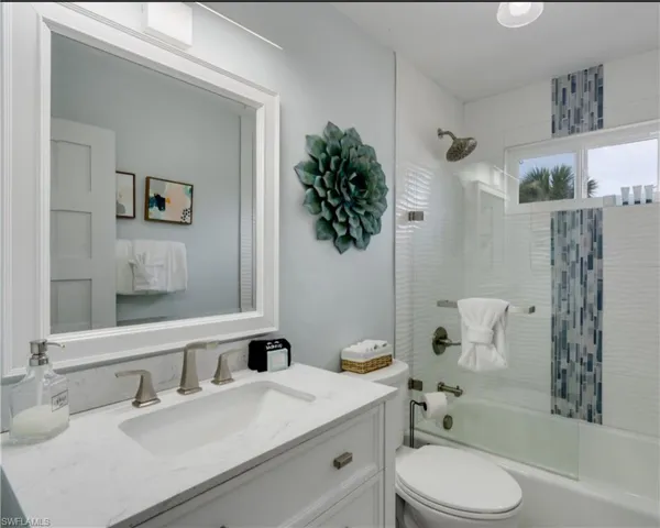 9214 Kincaid Ct, Sanibel, Florida 33957