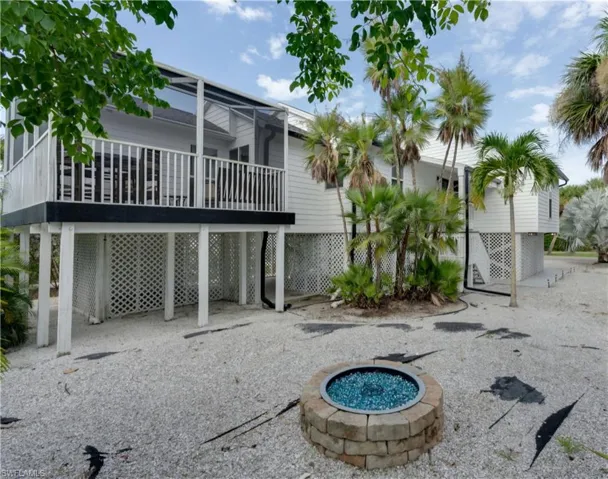 9214 Kincaid Ct, Sanibel, Florida 33957